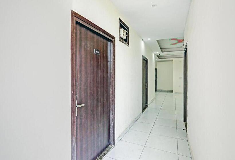 هتل Capital O Friends Zone The Guest House