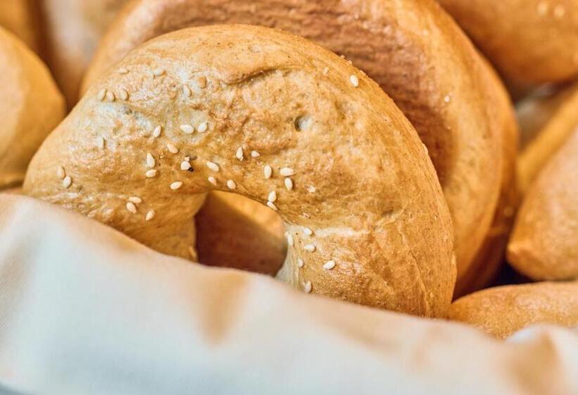 هتل La Fleur Boutique