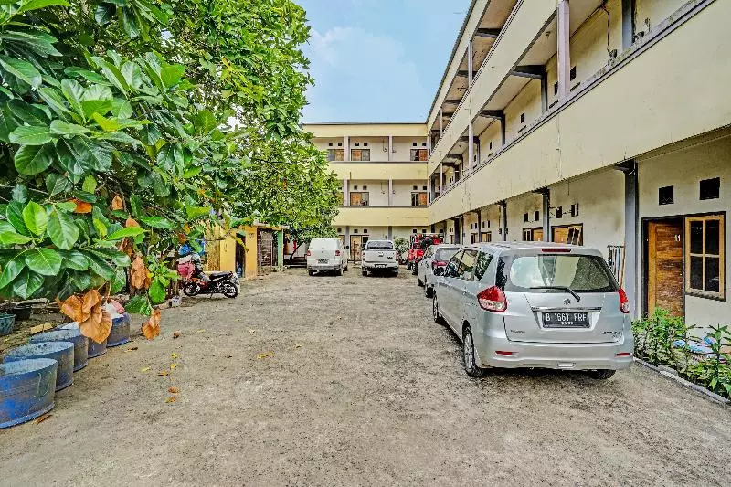 هتل Oyo 90508 Wisma Kenanga