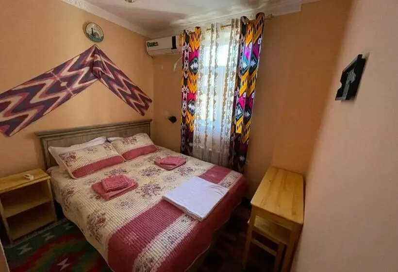 پانسیون Khiva Amir Tora B&b