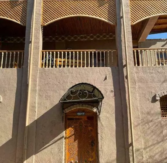پانسیون Khiva Amir Tora B&b