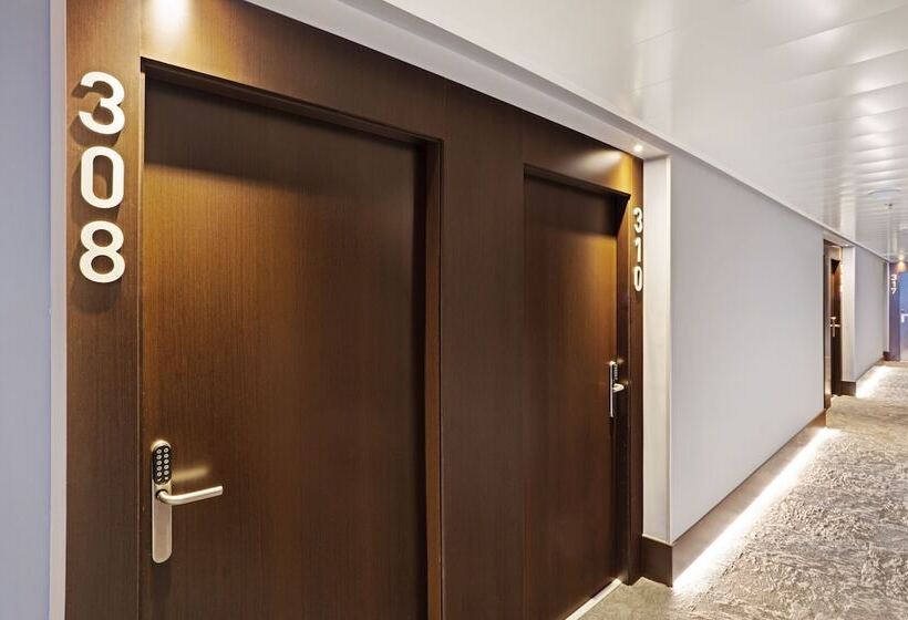 B&b Hotel Porto Expo Aeroporto