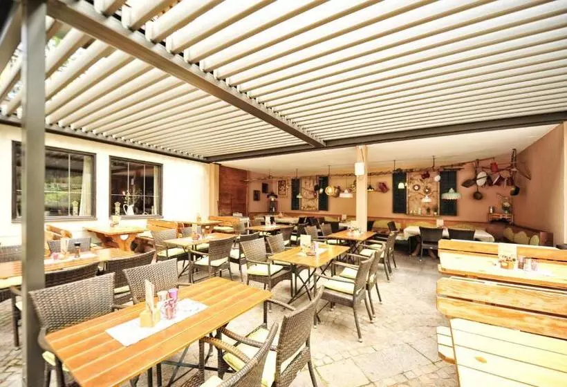 ホテル Fischerwirt Am See