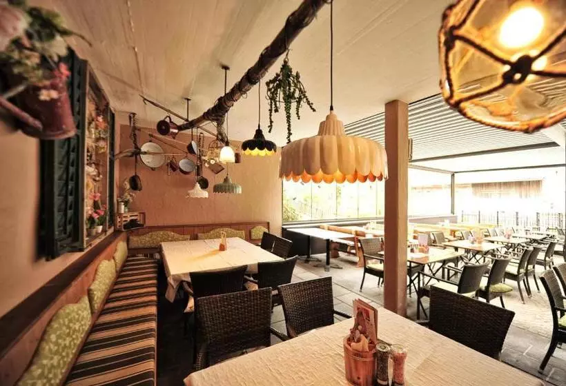 ホテル Fischerwirt Am See