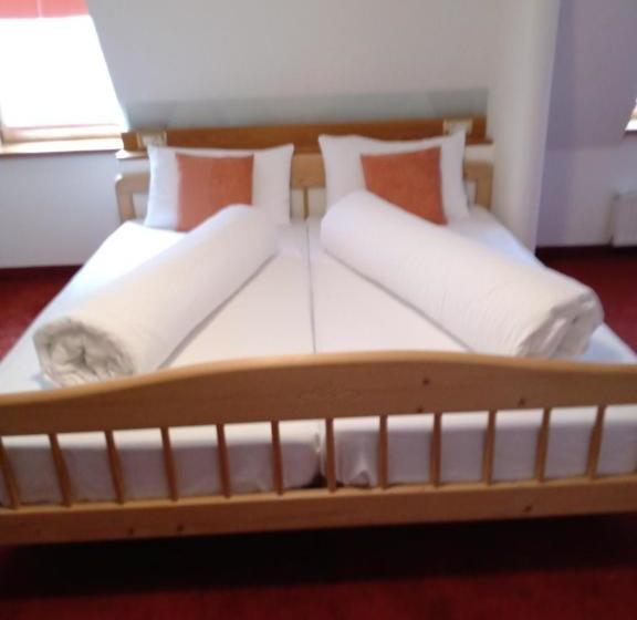 호텔 Gasthof Weisskugel