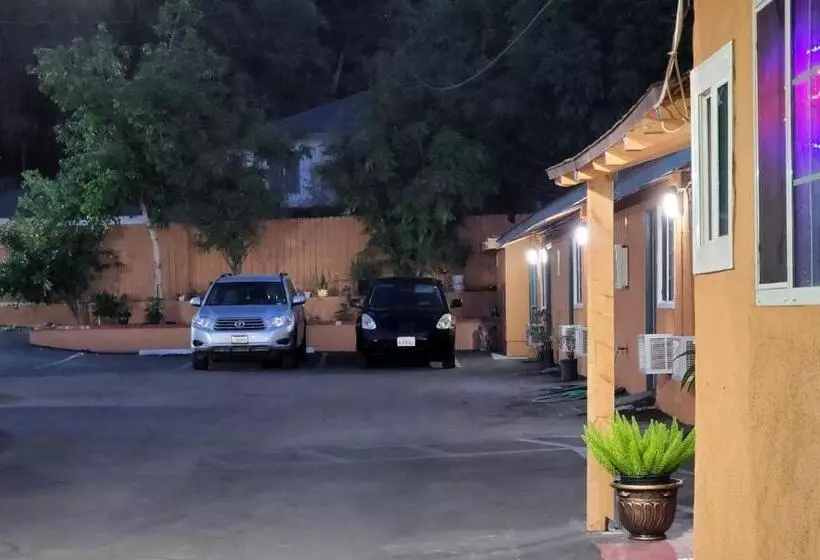 Motelli Day N Night Inn   Near Universal Studios Hollywood