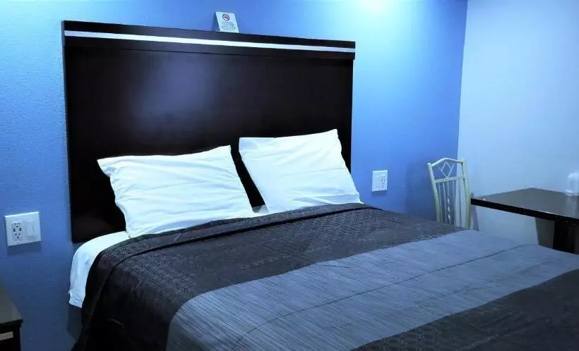 Motelli Day N Night Inn   Near Universal Studios Hollywood