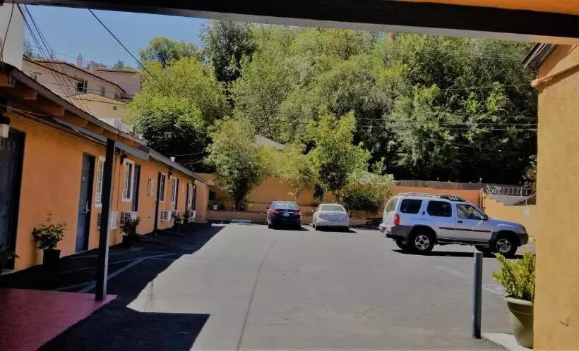 Motelli Day N Night Inn   Near Universal Studios Hollywood