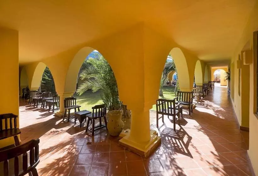 هتل Baya Beach Aqua Park   Family Only