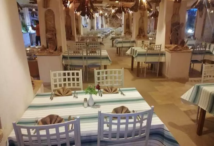 هتل Baya Beach Aqua Park   Family Only