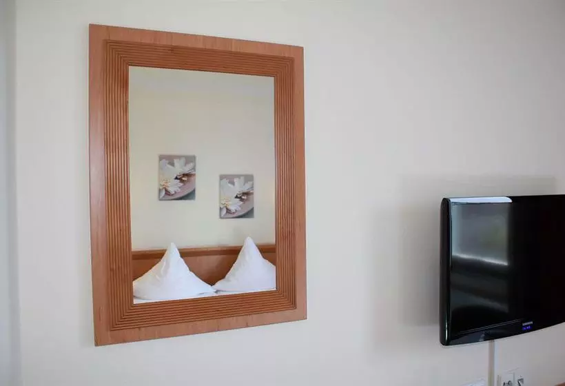 Hotelli De France  Centre Français De Berlin