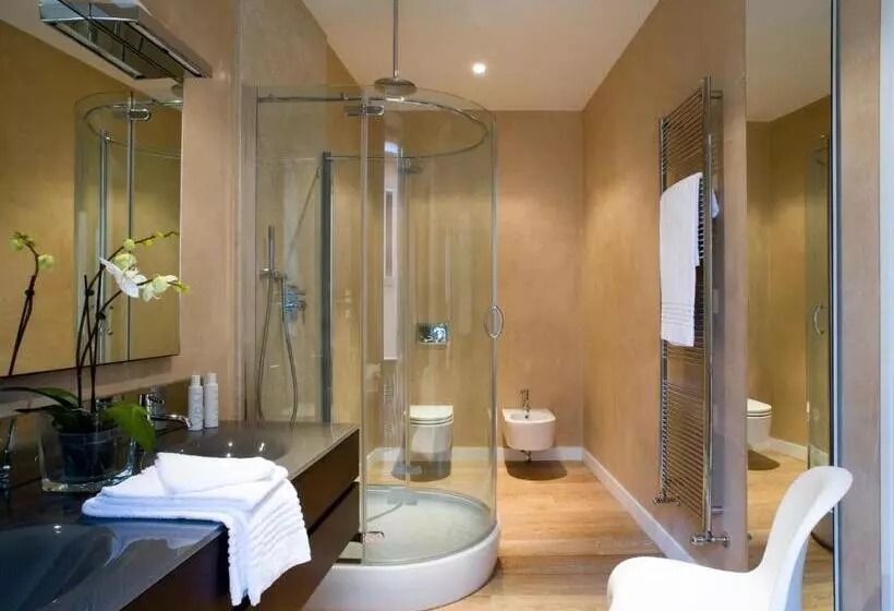 هتل Escalus Luxury Suites Verona
