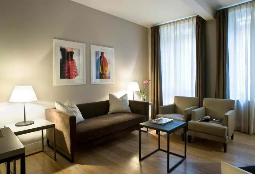 هتل Escalus Luxury Suites Verona