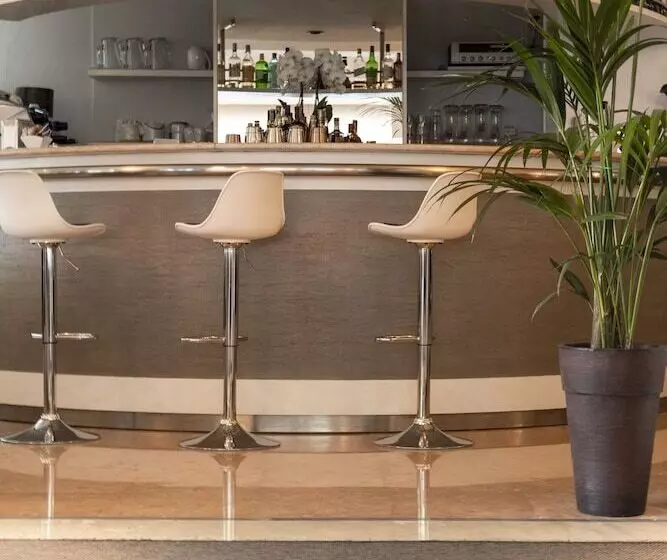 בית מלון כפרי Europa