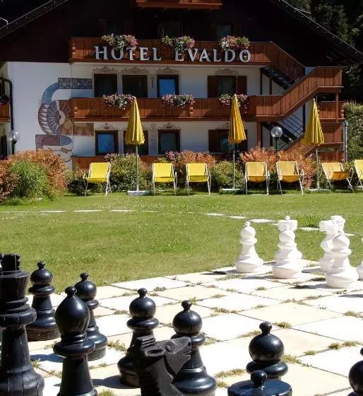 فندق Evaldo