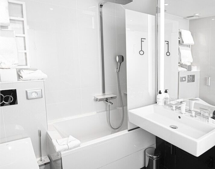 ホテル Hôtel Félicien & Spa