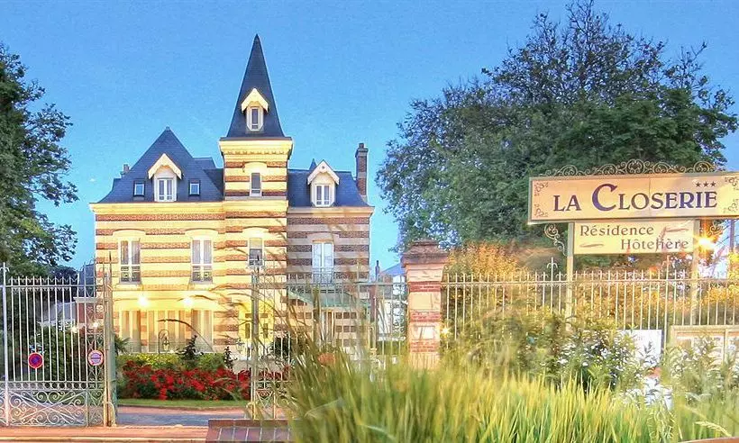 호텔 Hôtels & Résidences La Closerie Cote Casino