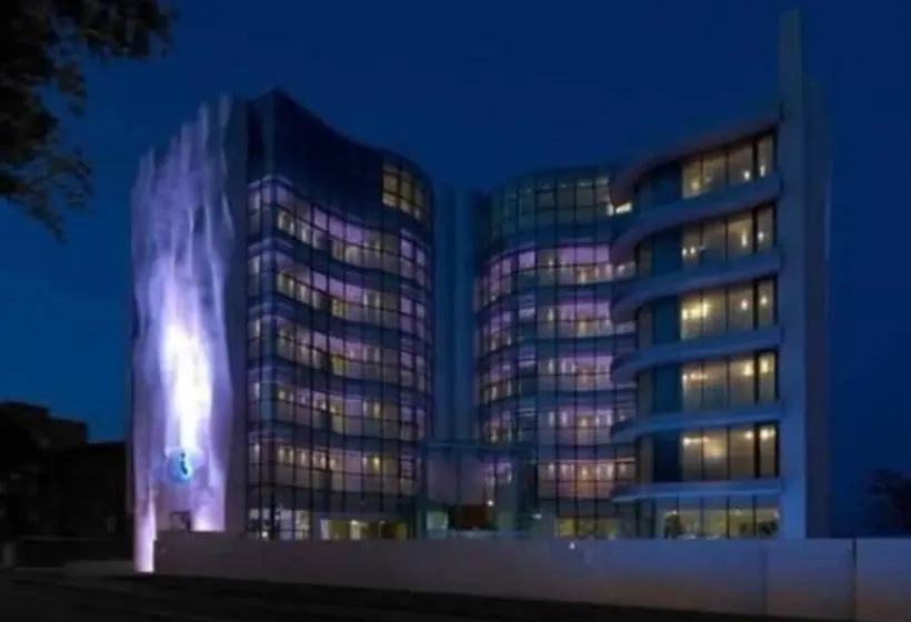 Hotel I-Suite