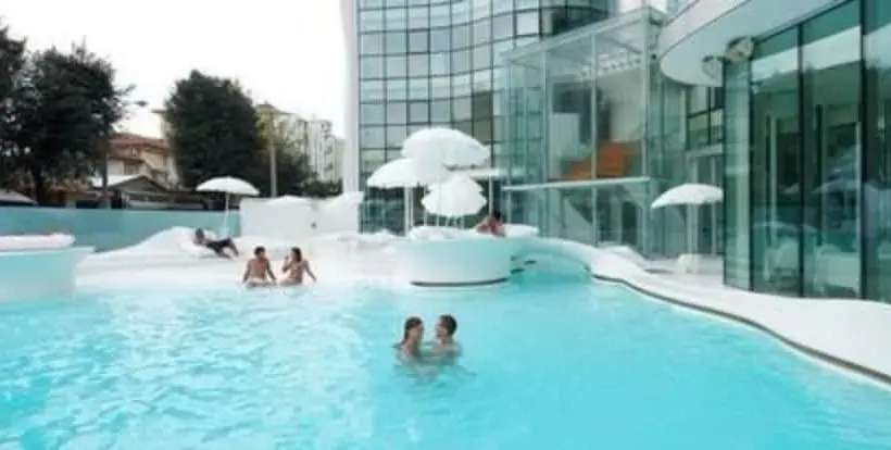 Hotel I-Suite