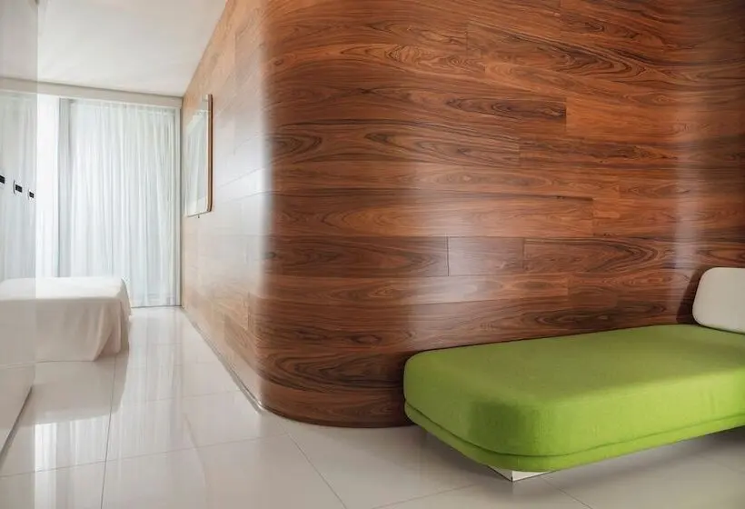 Hotel I-Suite