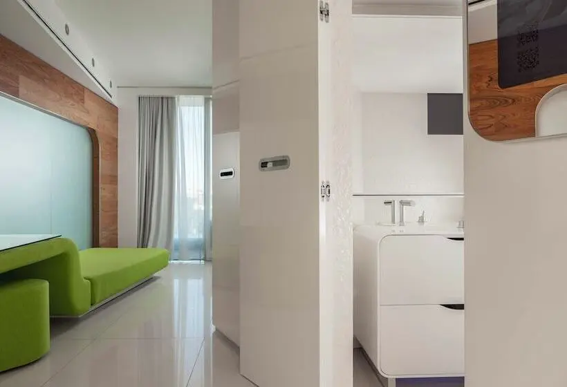 Hotel I-Suite