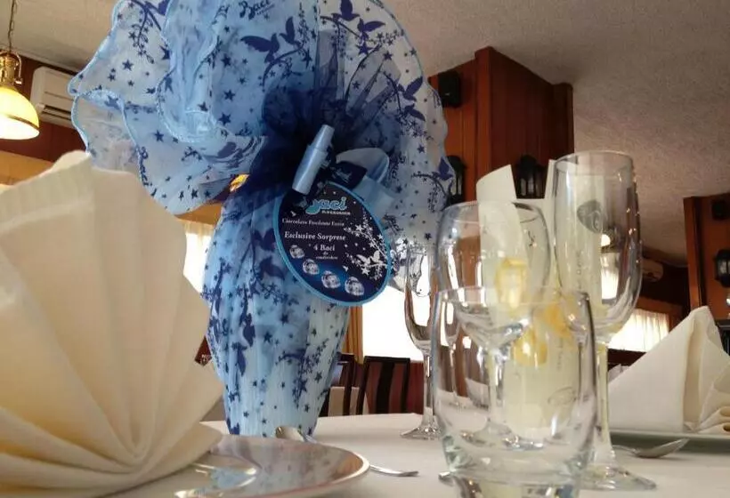 ホテル La Perla Preziosa