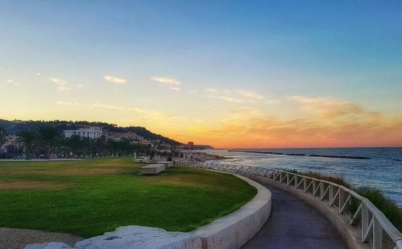 ホテル La Perla Preziosa