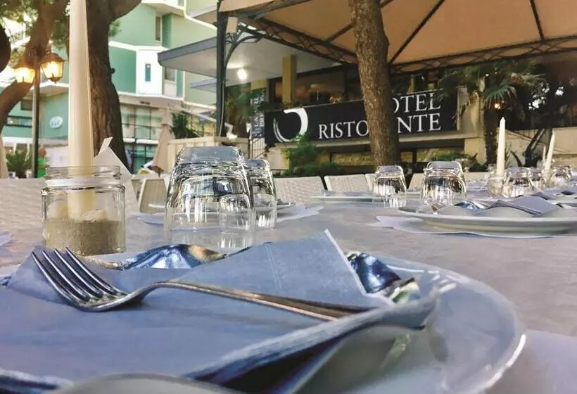 ホテル La Perla Preziosa