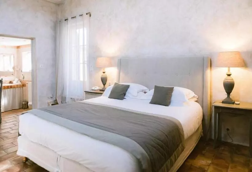 Отель Le Mas De La Rose Teritoria