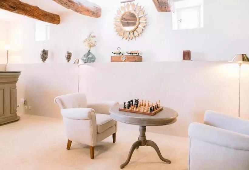 Отель Le Mas De La Rose Teritoria