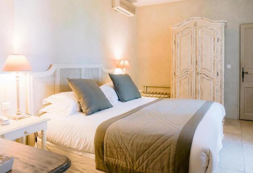 Отель Le Mas De La Rose   Teritoria