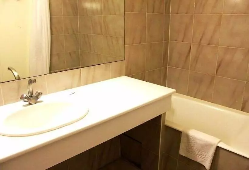 Отель Le Richiardi