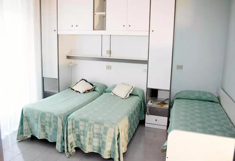 هتل New Tiffany's Park