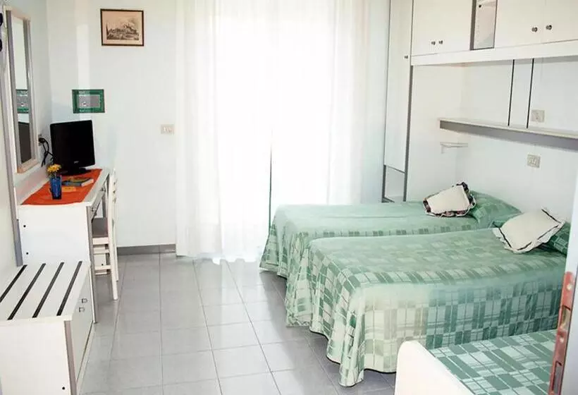 هتل New Tiffany's Park