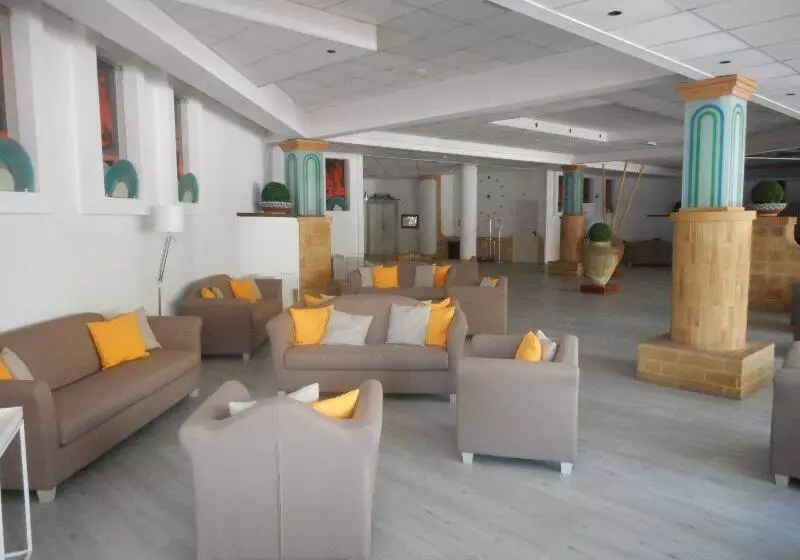 Отель Nicolaus Club Fontane Bianche