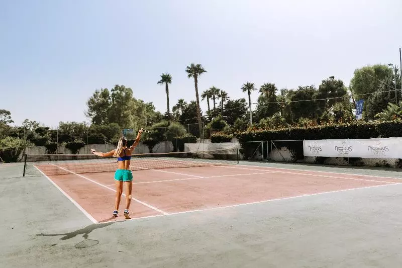 Отель Nicolaus Club Fontane Bianche