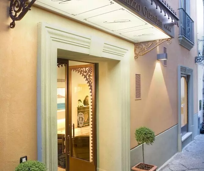 Otel Palazzo Guardati