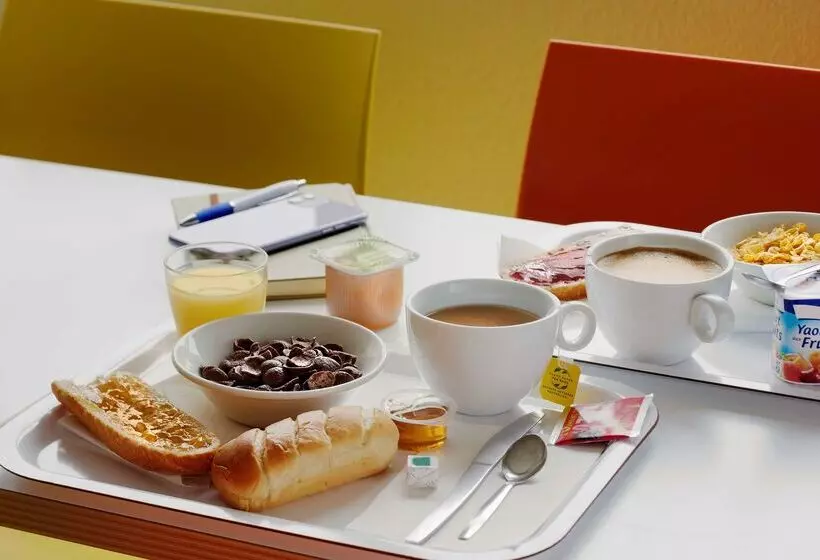 호텔 Premiere Classe Le Mans Ouest Universite