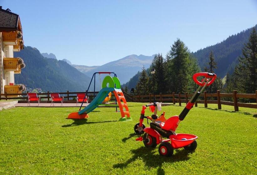 ホテル Residence Baita Antlia