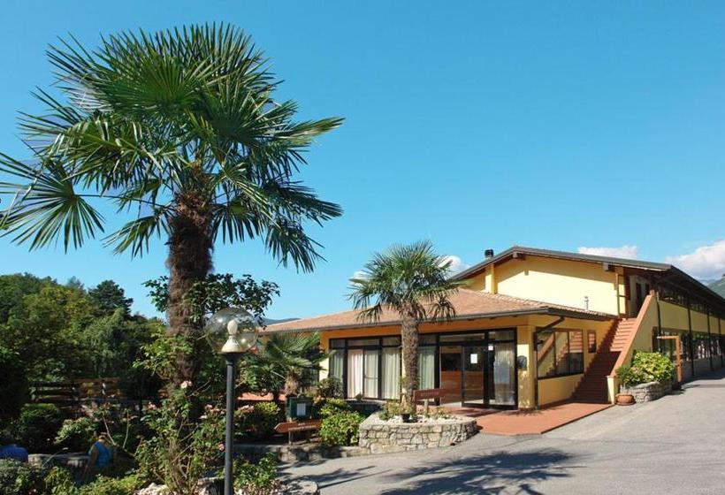 Отель Residence Campi