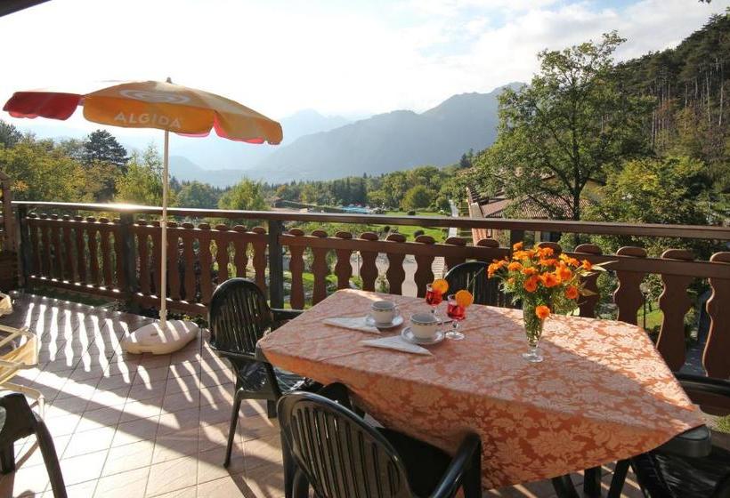 Отель Residence Campi