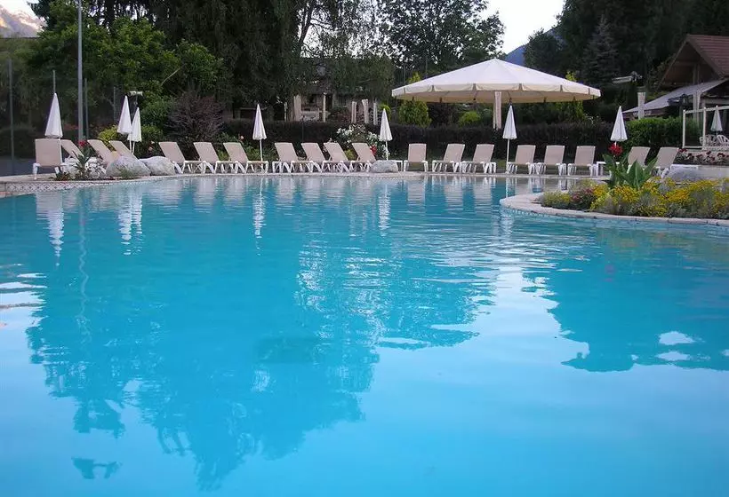 Отель Residence Les Chataigniers