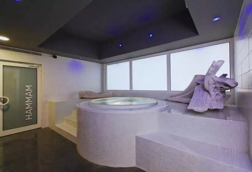 هتل Sporting House