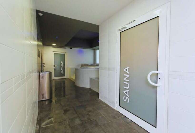 هتل Sporting House