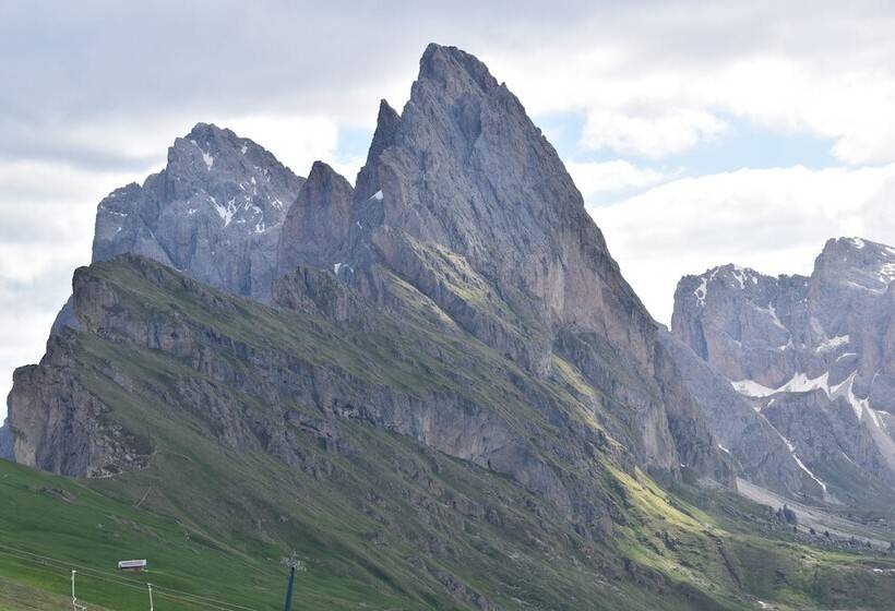 فندق Villa Emilia