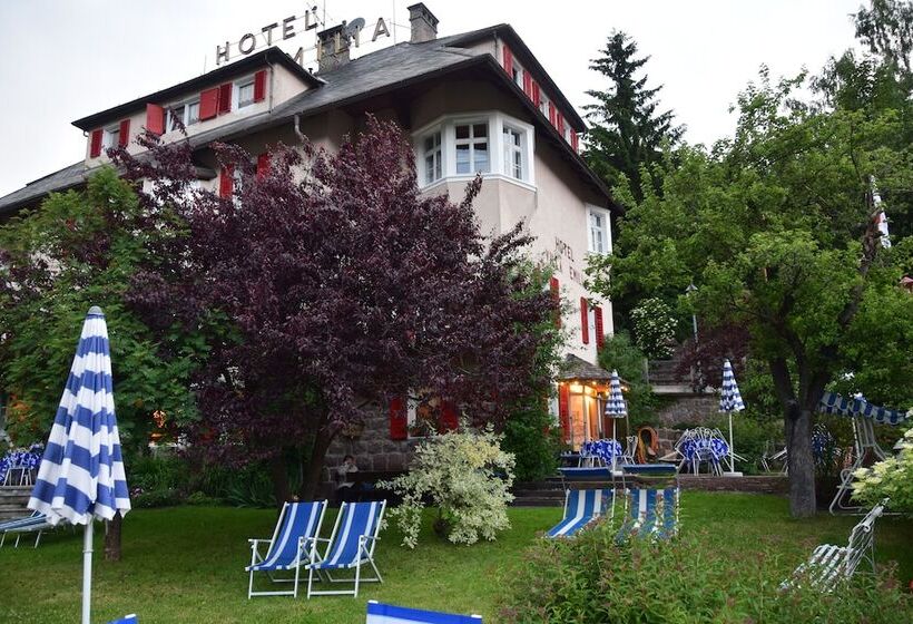 فندق Villa Emilia