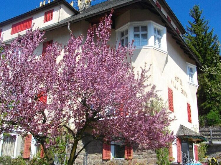 فندق Villa Emilia