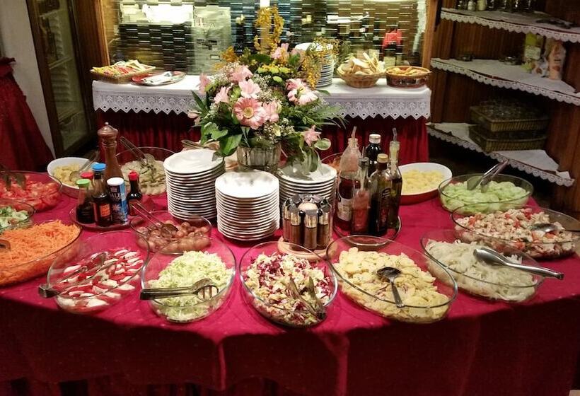 فندق Villa Emilia