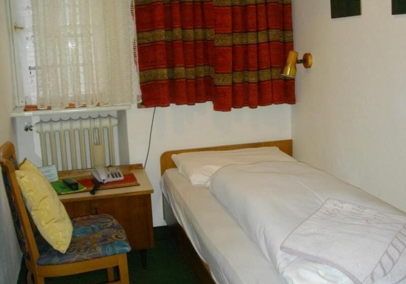 فندق Villa Emilia