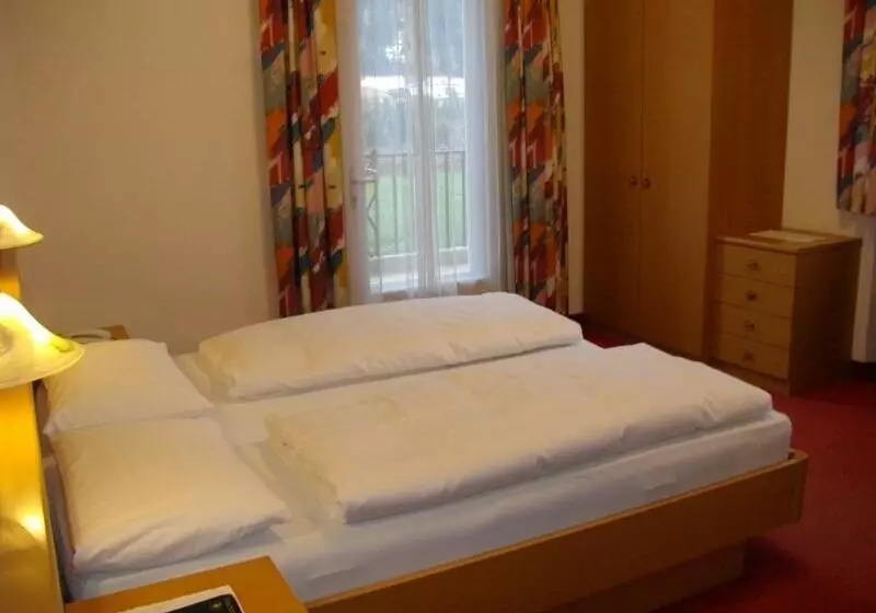 فندق Villa Emilia